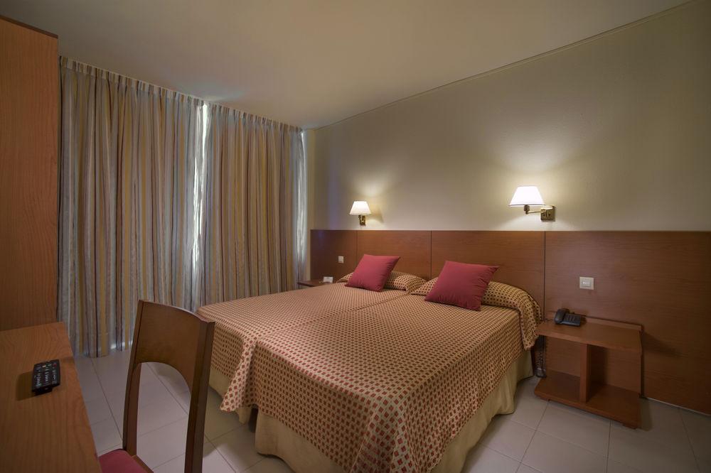 Hotel Mediterraneo Rosas Exteriör bild